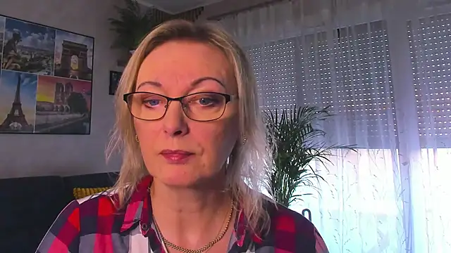 Snapshot of vanessa_chat chatting on 03.17.26 vanessa chat online show from 03.17.26