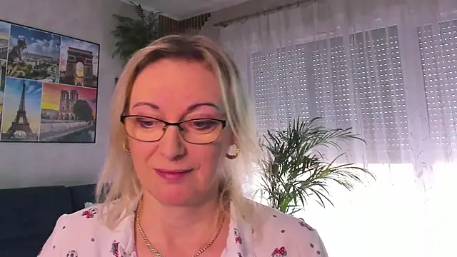 Snapshot of vanessa_chat chatting on 03.26.26 vanessa chat online show from 03.26.26