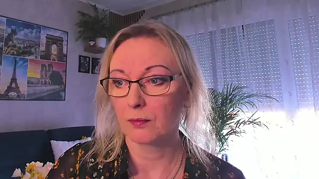 Snapshot of vanessa_chat chatting on 04.07.26 vanessa chat online show from 04.07.26