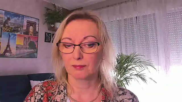 Snapshot of vanessa_chat chatting on 04.12.26 vanessa chat online show from 04.12.26