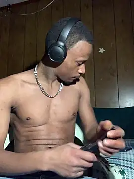 Tristris100 online show from 12.11.24