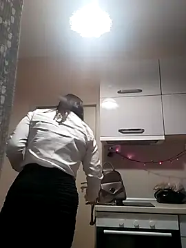 AlexandraGiogio online show from 03.12.25