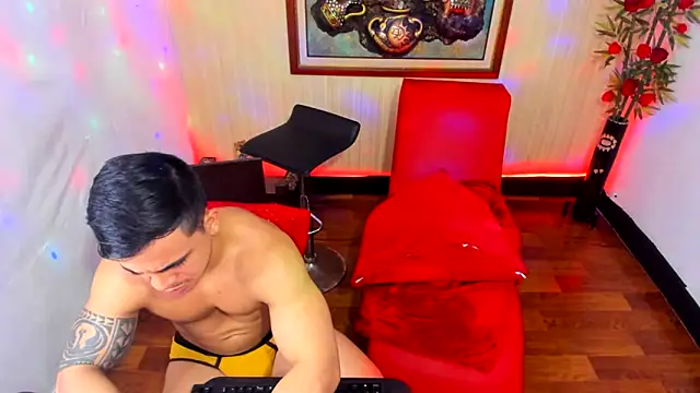 Snapshot of PowerExplosive chatting on 03.03.26 PowerExplosive online show from 03.03.26