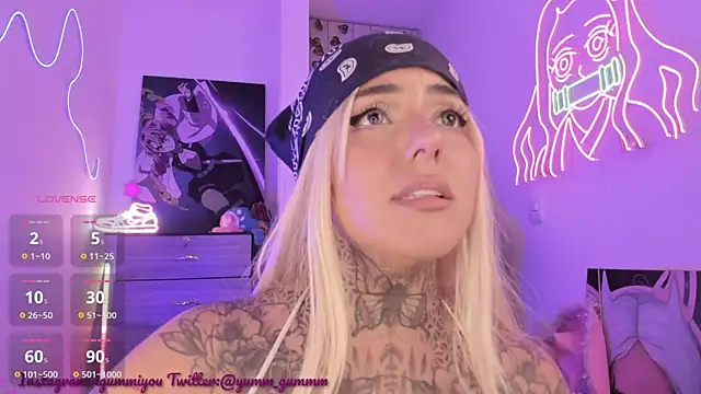 cute catlyn online show from 03.05.25