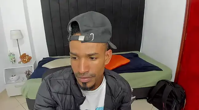 Snapshot of anhtony_wayans chatting on 03.11.25 anhtony wayans online show from 03.11.25