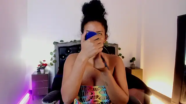 Ellie Alves online show from 03.11.25