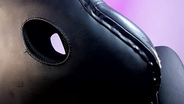 Ellie Alves online show from 10.14.25