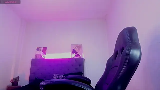 Ellie Alves online show from 11.22.25