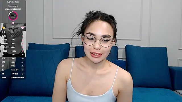 Snapshot of kwana_colada chatting on 02.26.25 kwana colada online show from 02.26.25