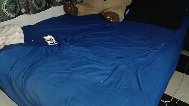 ANGELIQUE KLANE online show from 04.18.26