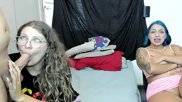 Snapshot of sgmr chatting on 02.23.25 sgmr online show from 02.23.25