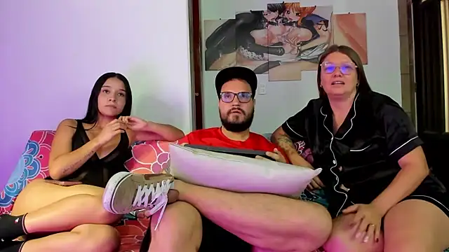 Snapshot of sgmr chatting on 03.09.26 sgmr online show from 03.09.26