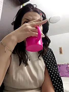 Snapshot of LisaCroft chatting on 01.19.26 LisaCroft online show from 01.19.26