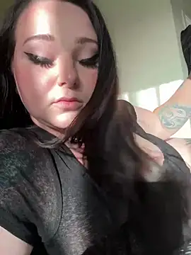 Kira tattoo online show from 05.10.26