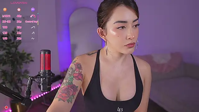 CATALINA RESTREPO online show from 02.24.25