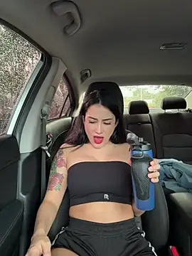 CATALINA RESTREPO online show from 01.07.26