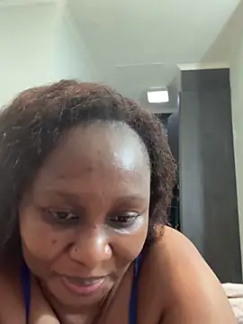 Snapshot of Bootyliciouse21X chatting on 12.01.25 Bootyliciouse21X online show from 12.01.25