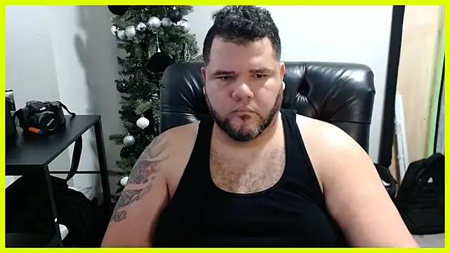 Snapshot of Gabihotxxx1 chatting on 01.04.25 Gabihotxxx1 online show from 01.04.25