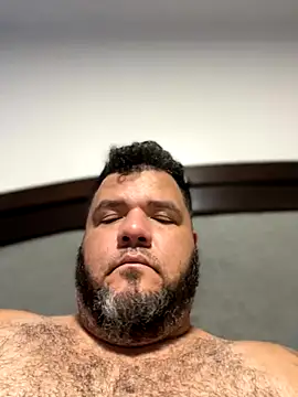 Snapshot of Gabihotxxx1 chatting on 10.28.25 Gabihotxxx1 online show from 10.28.25