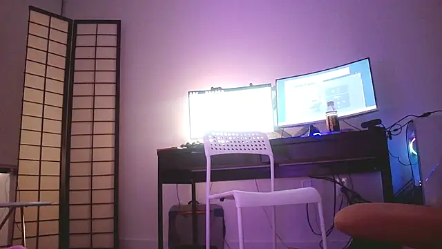 Mikela Alexa online show from 11.20.25