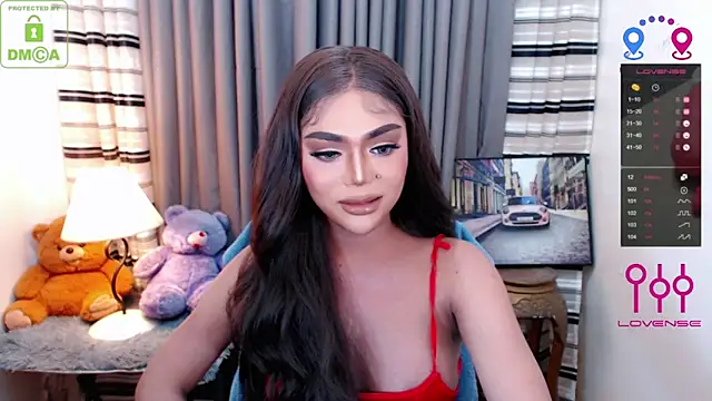 Fantacyoflove online show from 10.21.25