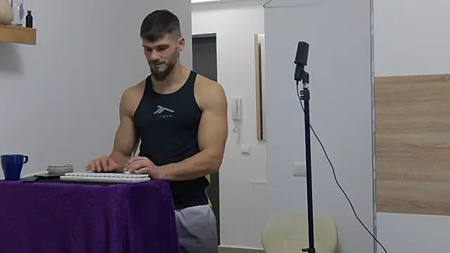 MauroTwin online show from 01.16.25