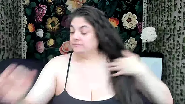 Snapshot of Exotic-Melons chatting on 12.15.24 Exotic-Melons online show from 12.15.24