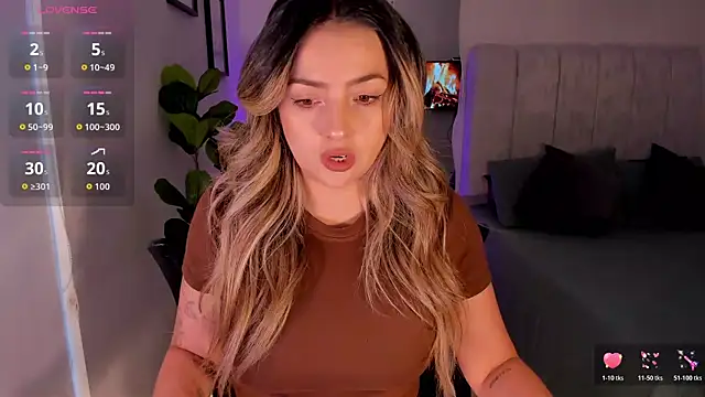 AmyWood online show from 07.08.26