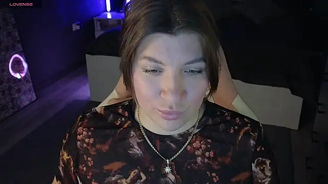 Snapshot of Fairy__Sofia chatting on 03.05.25 Fairy Sofia online show from 03.05.25