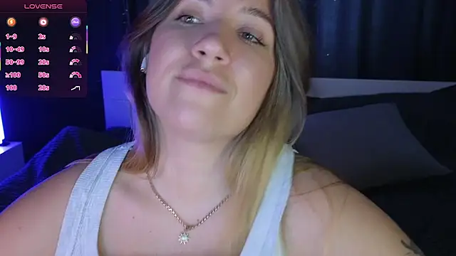 Snapshot of Fairy__Sofia chatting on 03.06.25 Fairy Sofia online show from 03.06.25