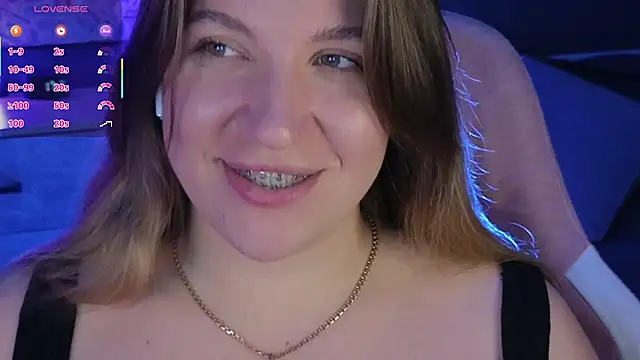 Snapshot of Fairy__Sofia chatting on 03.18.25 Fairy Sofia online show from 03.18.25