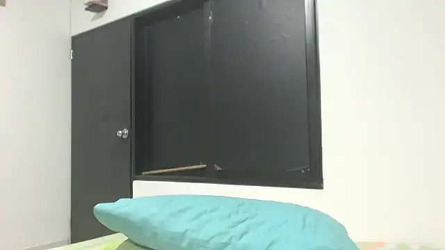 Snapshot of camilahot23 chatting on 12.03.25 camilahot23 online show from 12.03.25