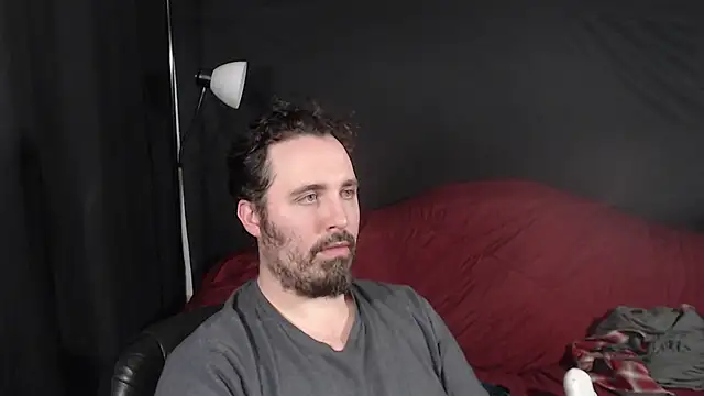 Snapshot of Metalstud chatting on 12.12.24 Metalstud online show from 12.12.24