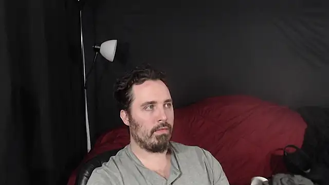 Snapshot of Metalstud chatting on 12.13.24 Metalstud online show from 12.13.24