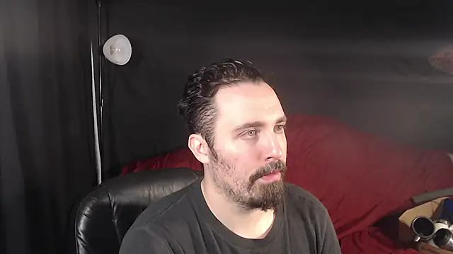 Snapshot of Metalstud chatting on 02.08.25 Metalstud online show from 02.08.25