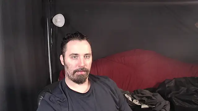 Snapshot of Metalstud chatting on 02.18.25 Metalstud online show from 02.18.25