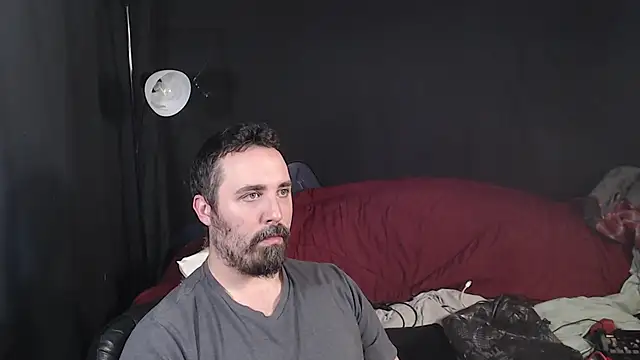 Snapshot of Metalstud chatting on 10.28.25 Metalstud online show from 10.28.25