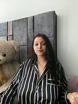 MarcellaGriffin online show from 02.02.25