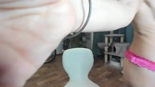 Snapshot of Constancia_pure chatting on 12.05.24 Constancia pure online show from 12.05.24