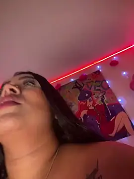 Snapshot of Emma_Brown_12 chatting on 01.04.25 Emma Brown 12 online show from 01.04.25