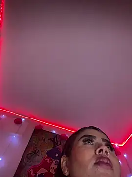 Snapshot of Emma_Brown_12 chatting on 02.23.25 Emma Brown 12 online show from 02.23.25