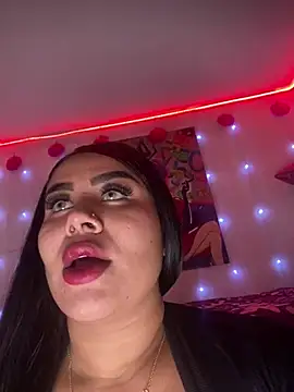 Snapshot of Emma_Brown_12 chatting on 02.23.25 Emma Brown 12 online show from 02.23.25