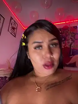 Snapshot of Emma_Brown_12 chatting on 03.13.25 Emma Brown 12 online show from 03.13.25