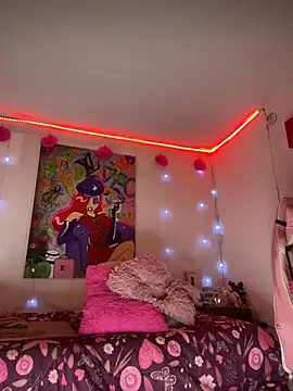 Snapshot of Emma_Brown_12 chatting on 10.23.25 Emma Brown 12 online show from 10.23.25