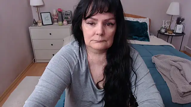 Snapshot of LeveMe2Nightt chatting on 02.19.26 LeveMe2Nightt online show from 02.19.26