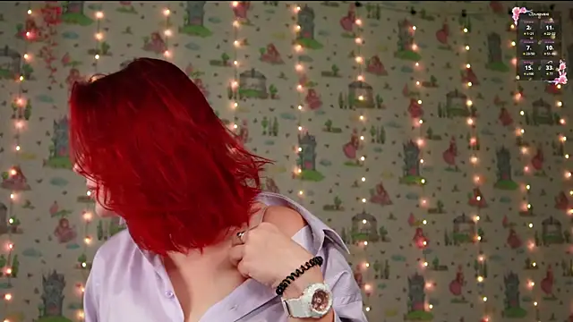 Snapshot of SmokyRose chatting on 09.24.25 SmokyRose online show from 09.24.25