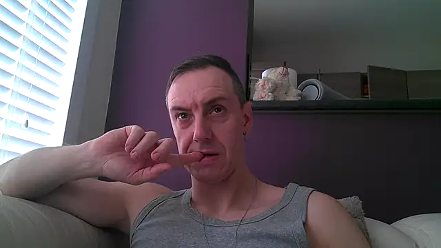 ploki2180 online show from 02.23.25