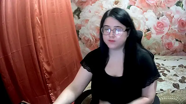 Snapshot of OverseerX chatting on 12.06.24 OverseerX online show from 12.06.24