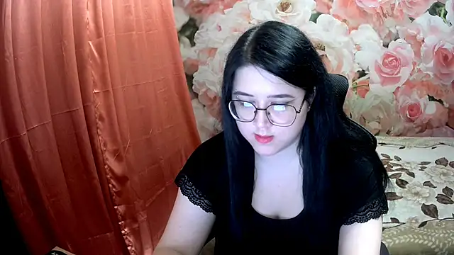 Snapshot of OverseerX chatting on 12.08.24 OverseerX online show from 12.08.24