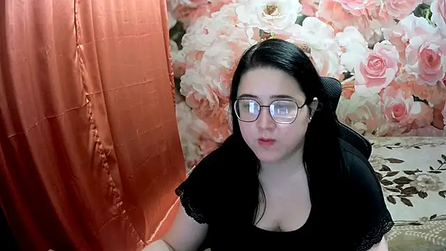 Snapshot of OverseerX chatting on 12.10.24 OverseerX online show from 12.10.24